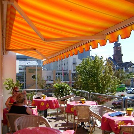 Stadtcafe Pension Grünstadt Zewnętrze zdjęcie